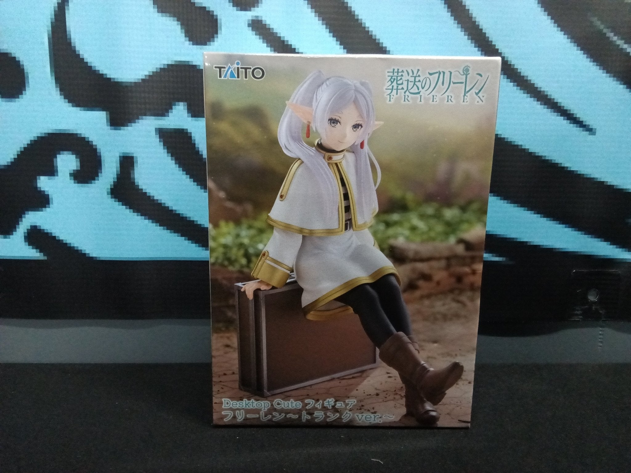 Frieren - Frieren (Trunk Ver.) - Desktop Cute Figure - The Cerulean Trove