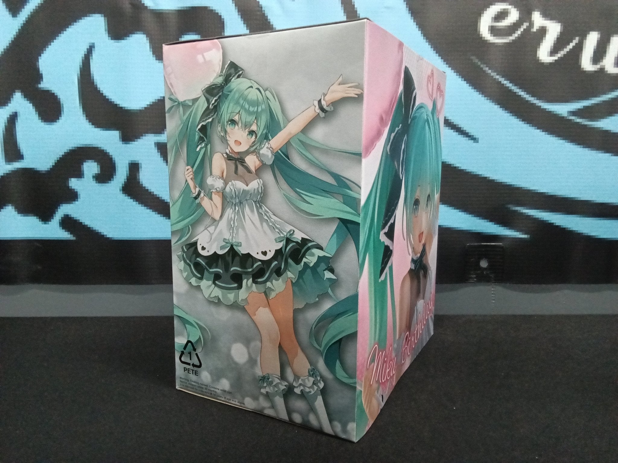 Vocaloid - Hatsune Miku (Birthday Party 2025 Ver.) - AMP+ Figure - The Cerulean Trove